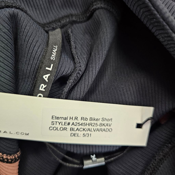 Koral Eternall Rib Biker Shorts Size Small Black Brown - Picture 2 of 7